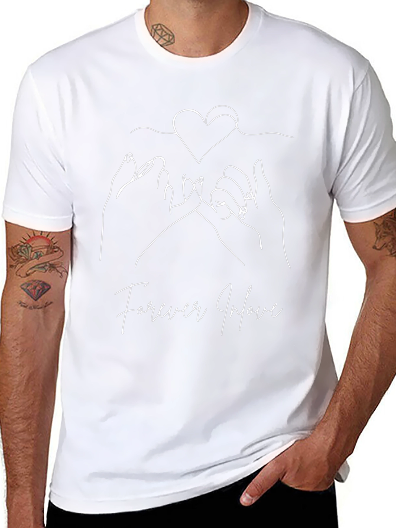 Camiseta Negra con Diseño de Amor Eterno