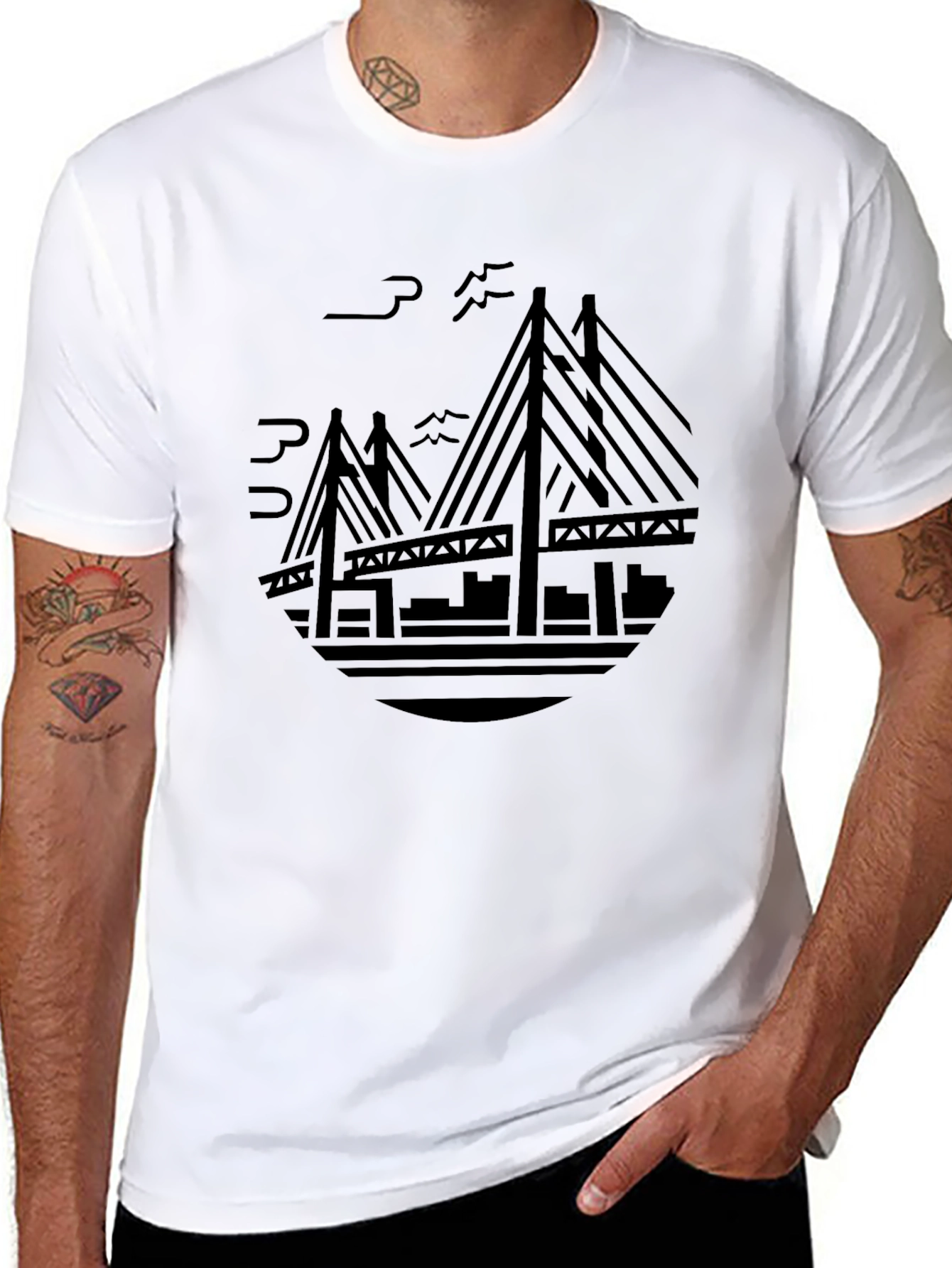 Camiseta Negra Puente Moderno Estampado