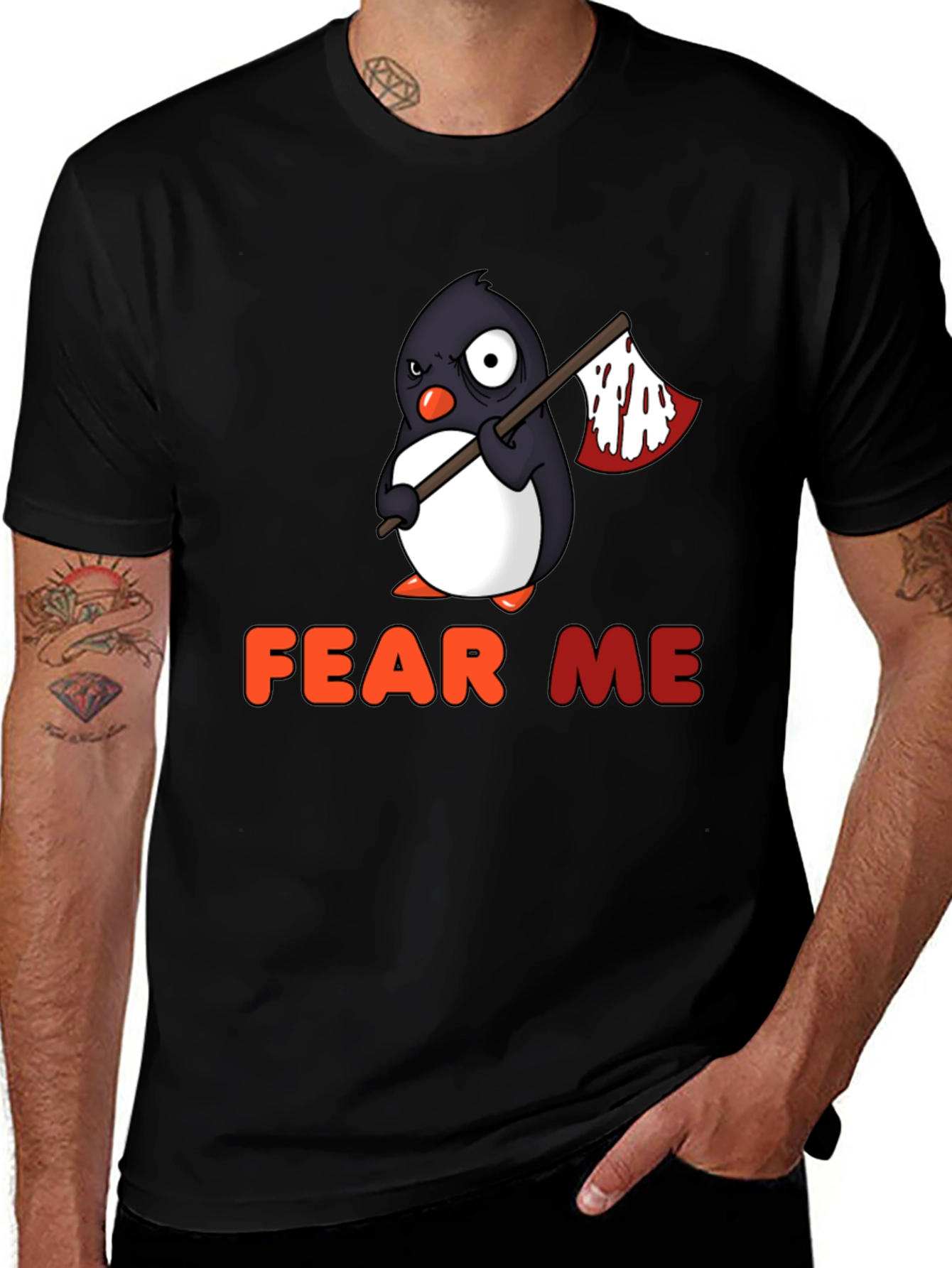 Camiseta Negra con Pingüino Aterrador