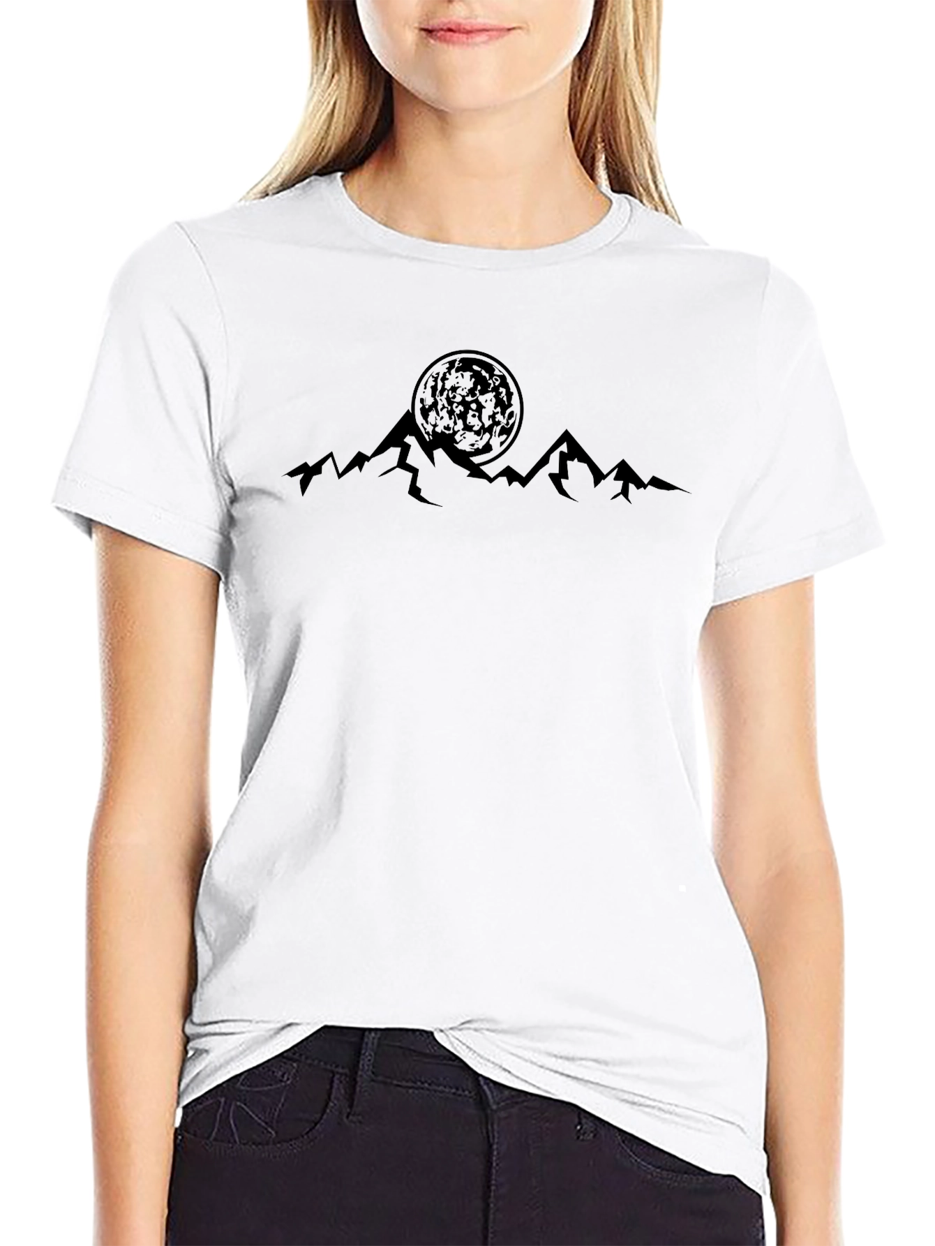 Camiseta Negra Montañas y Luna