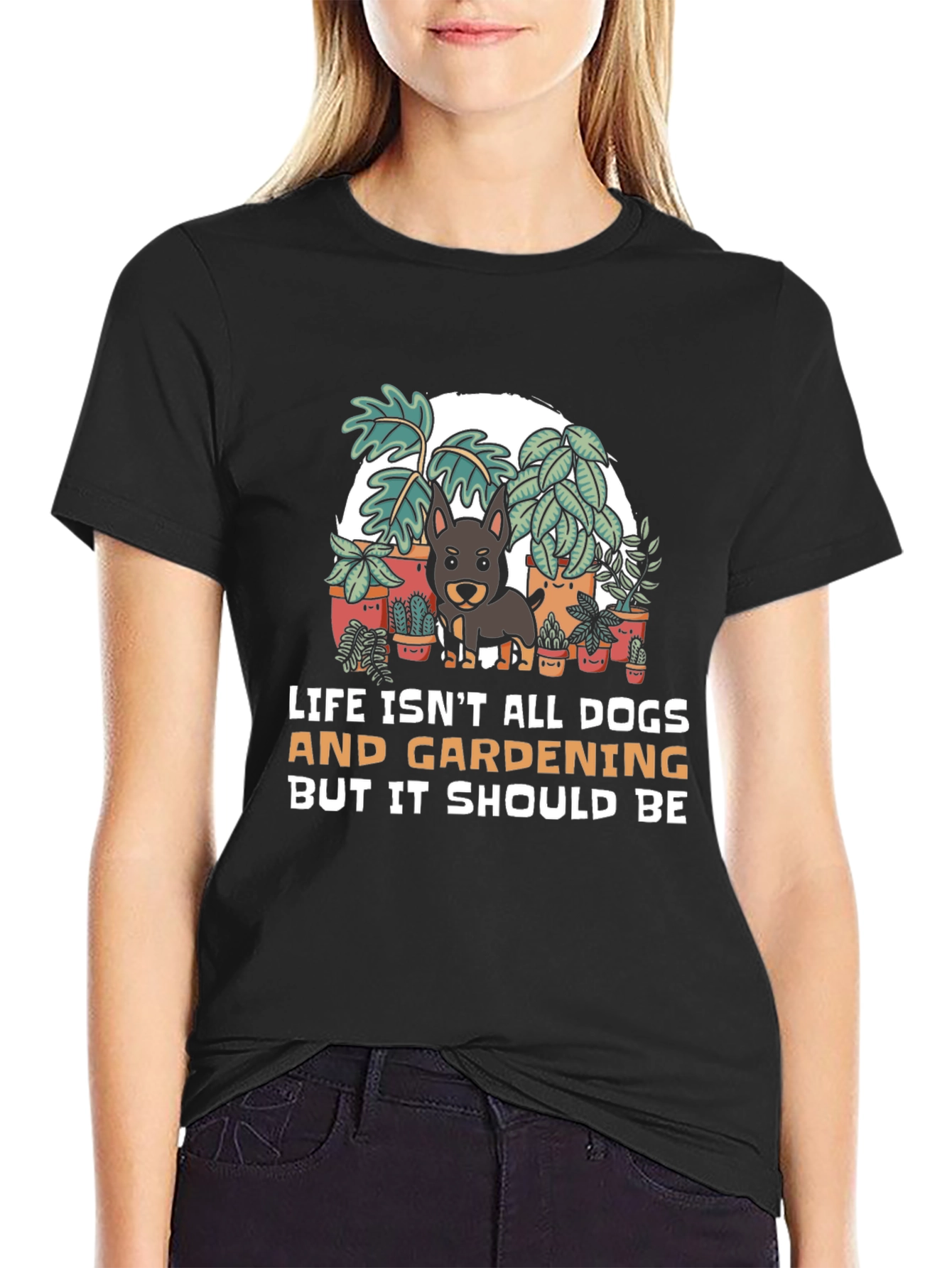 Camiseta Negra: Perros Jardinería y Humor