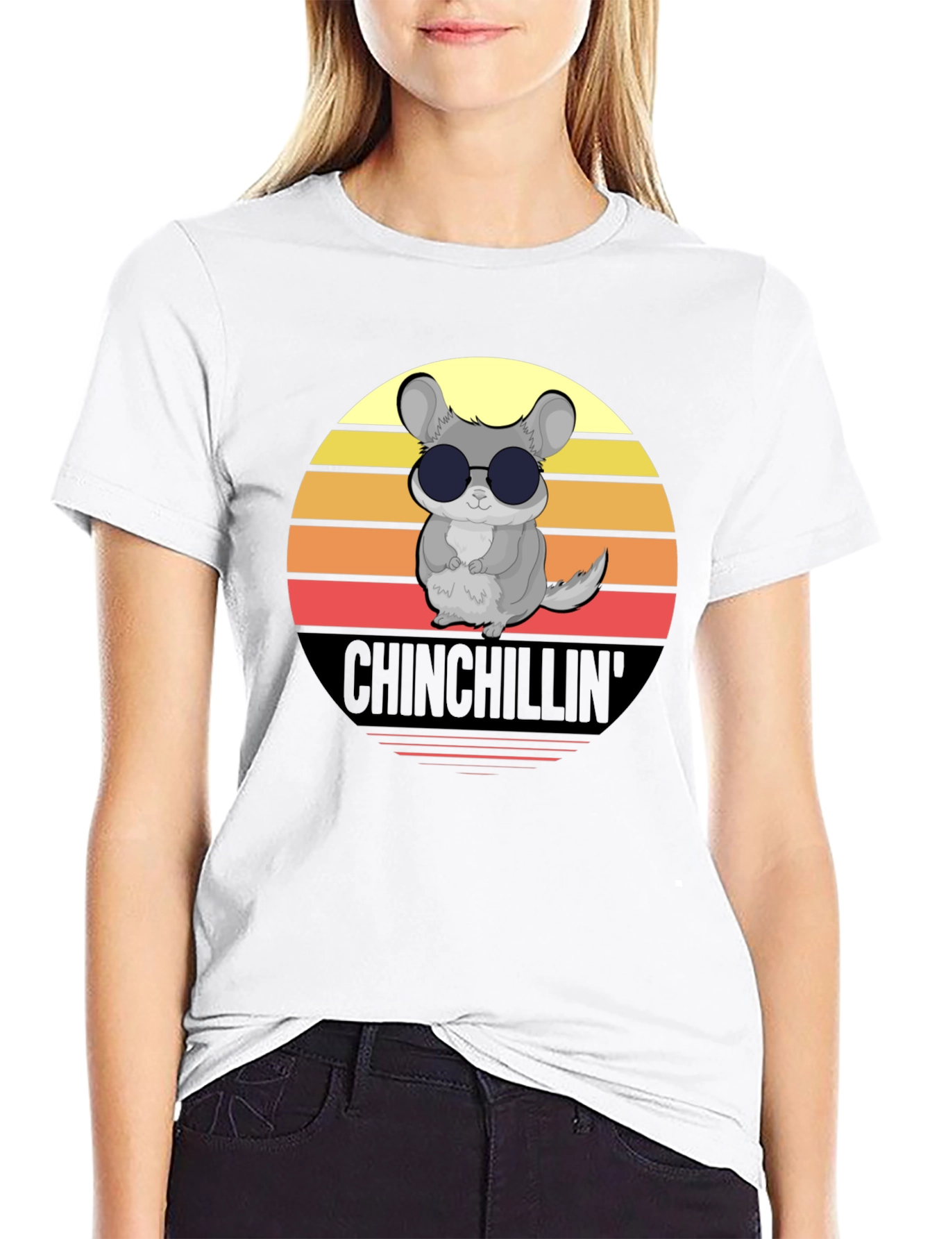 Camiseta Negra Chinchillin con Diseño Retro