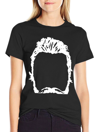 Camiseta Negra con Silueta Abstracta en Blanco