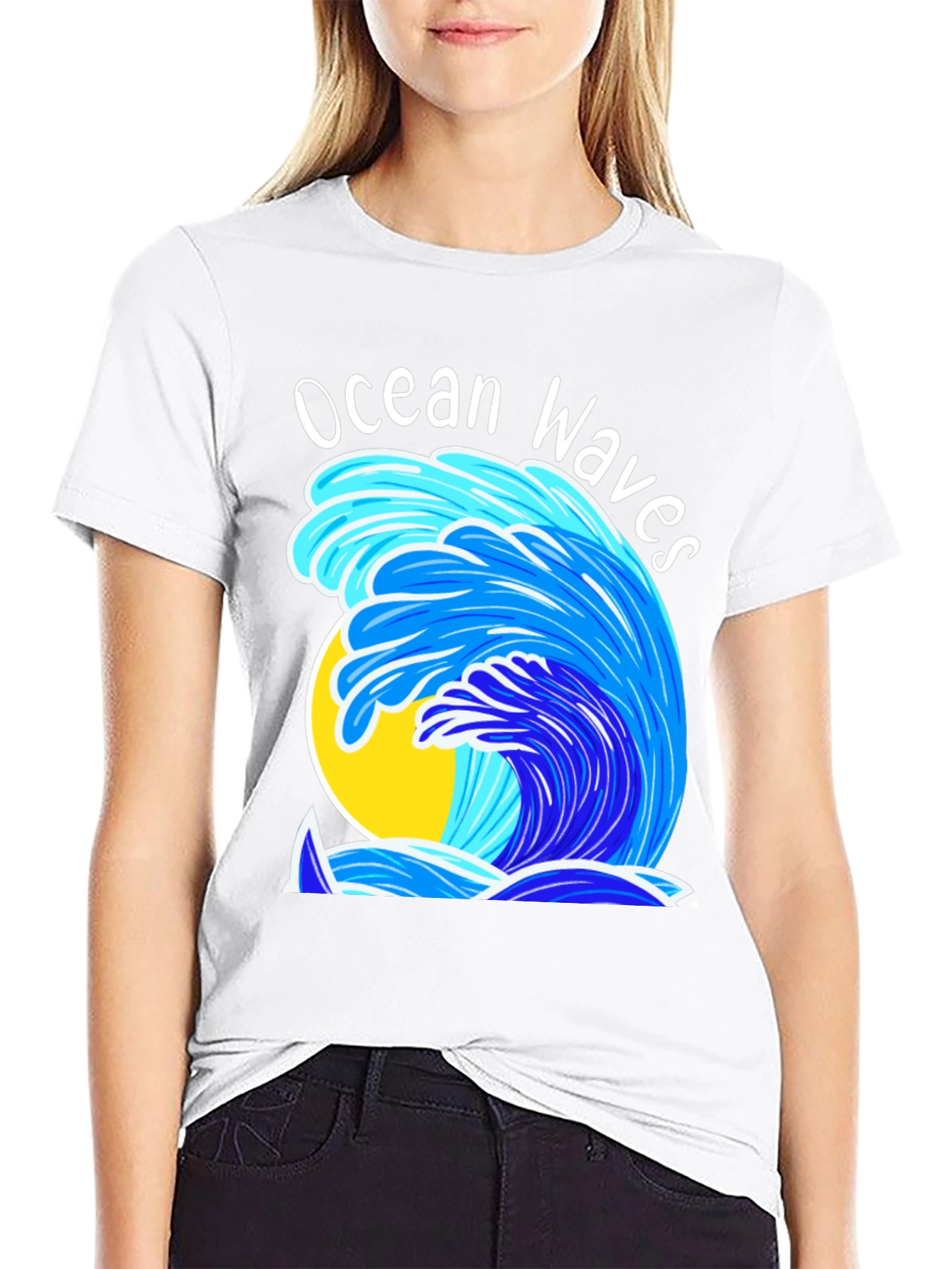 Camiseta Negra Olas del Océano Diseño Veraniego