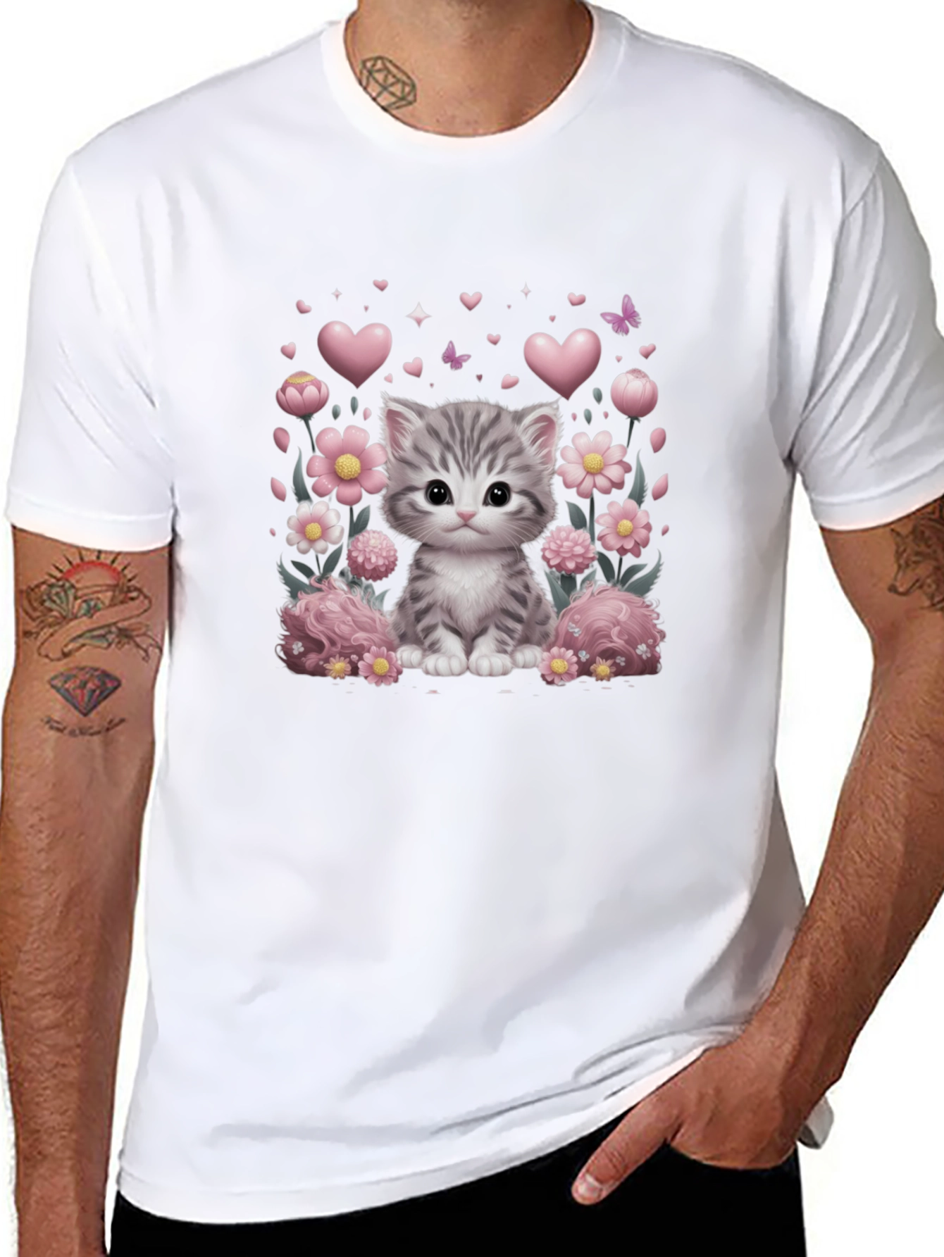 Camiseta Negra con Diseño de Gato y Flores