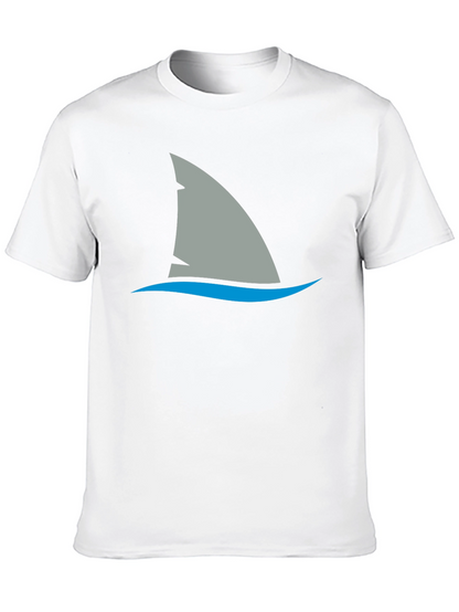 Camiseta Negra con Aleta de Tiburón