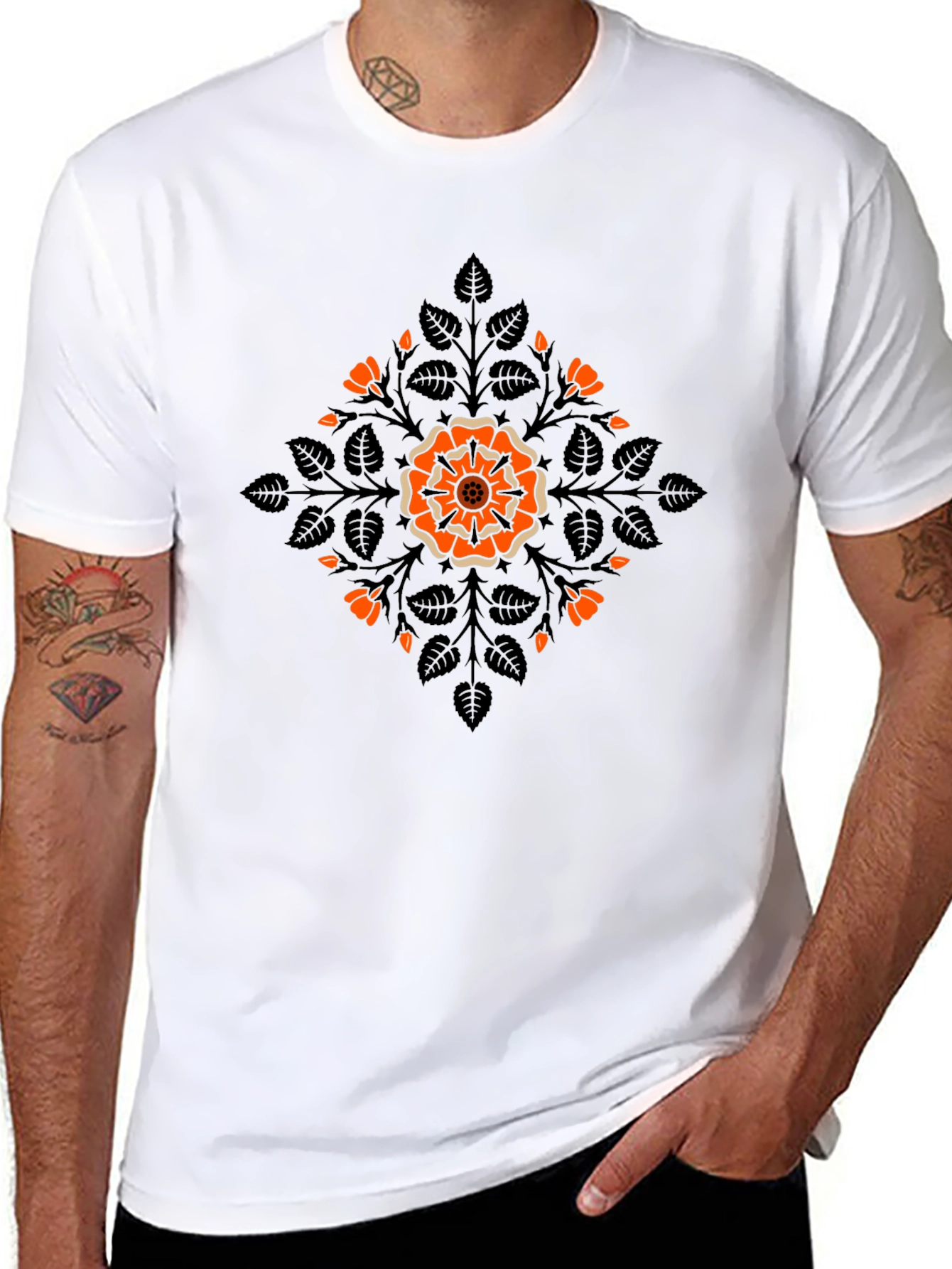 Camiseta Negra con Diseño Floral Naranja y Hojas