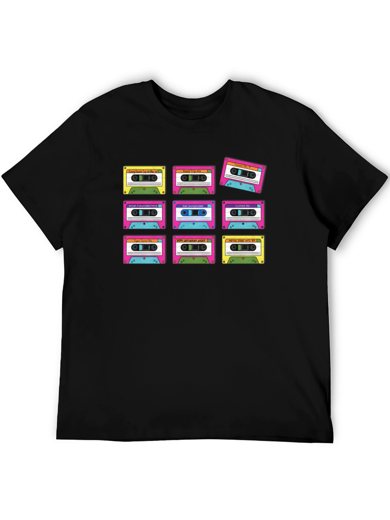Camiseta Negra con Diseño Retro de Cassettes