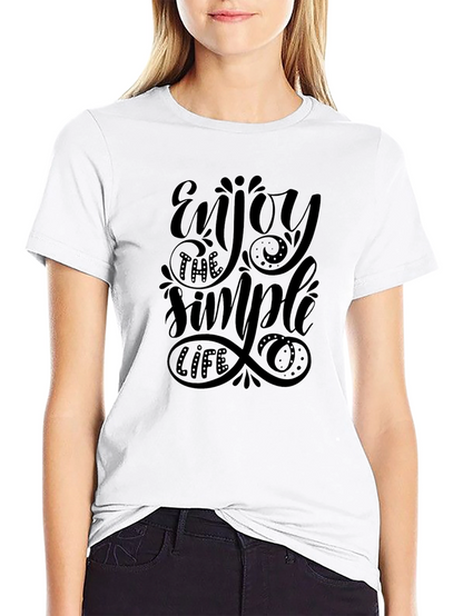 Camiseta Negra Estampada: Enjoy the Simple Life